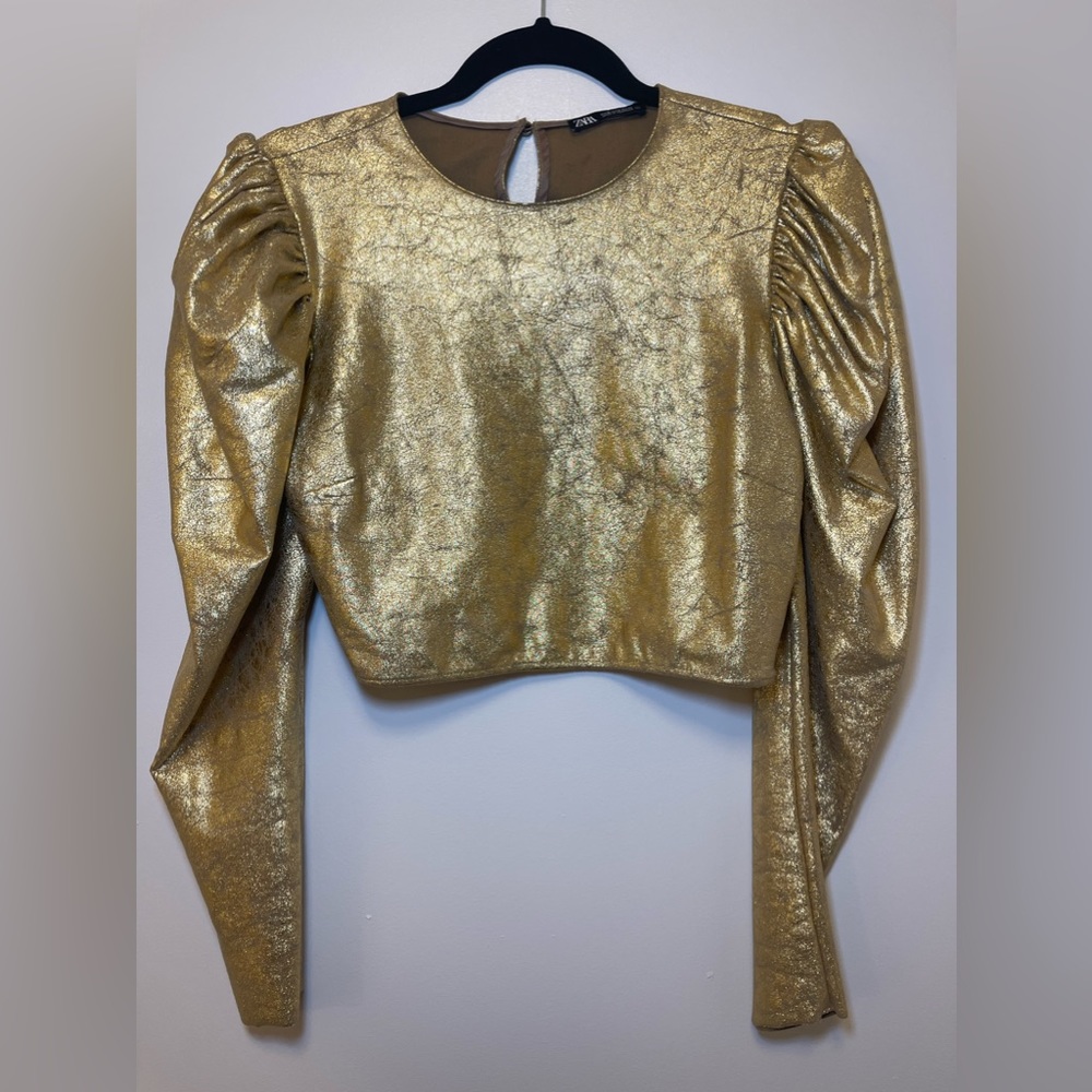 Gold metallic long sleeve crop top